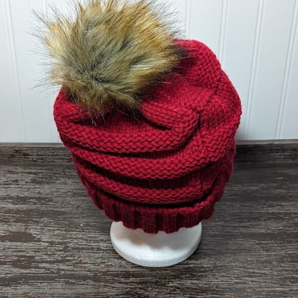Women's Red Winter Knit Hat with Faux Fur Pom Pom - Picture 4 of 4